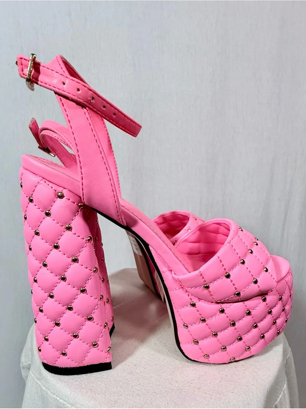 DollsKill Lanzi size 9 Pink Platform Heels by lemon drop by privileged